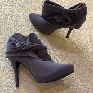 Winter heels boots
